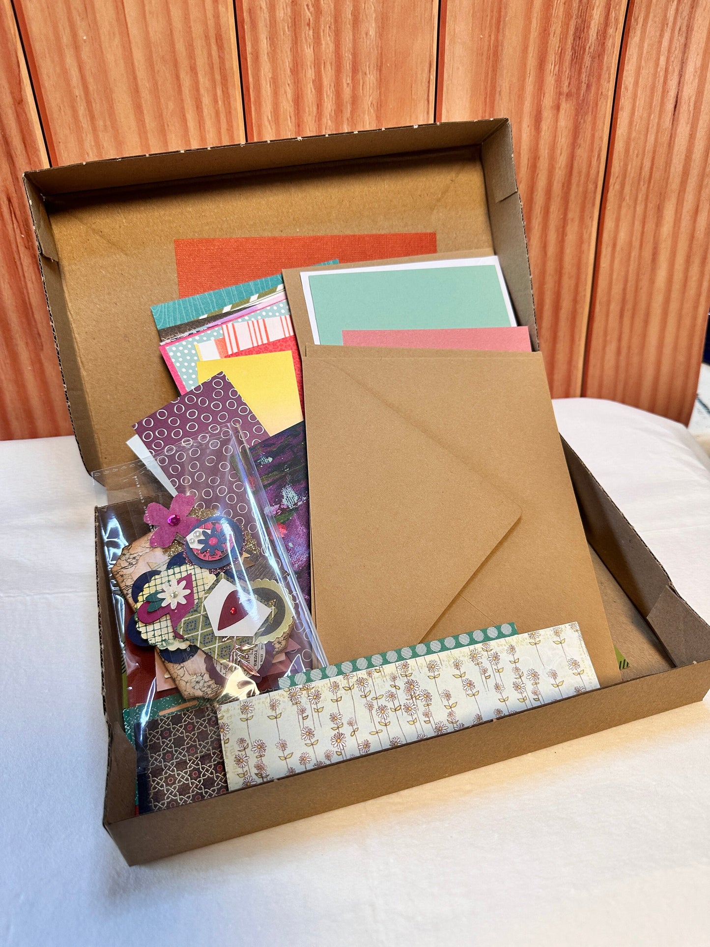 Kreativbox - Scrapbooking, Karten